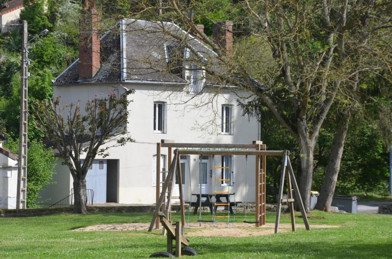 AU BORD DE L'EAU Studio 2 Chambon-sur-Voueize Exterior foto